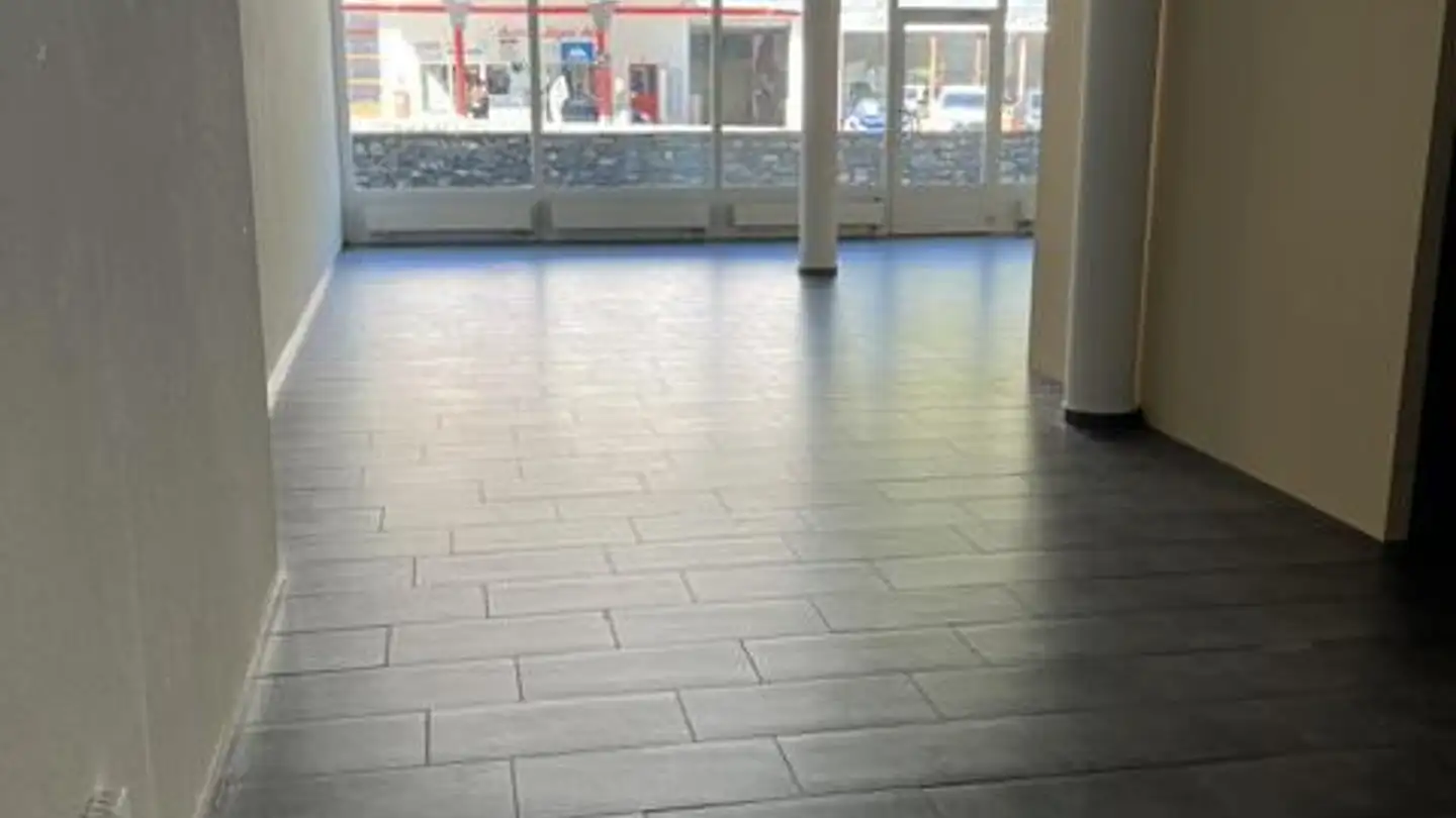 Commercial for rent - Wiherwäg 3a, 7075 Churwalden - Photo 2