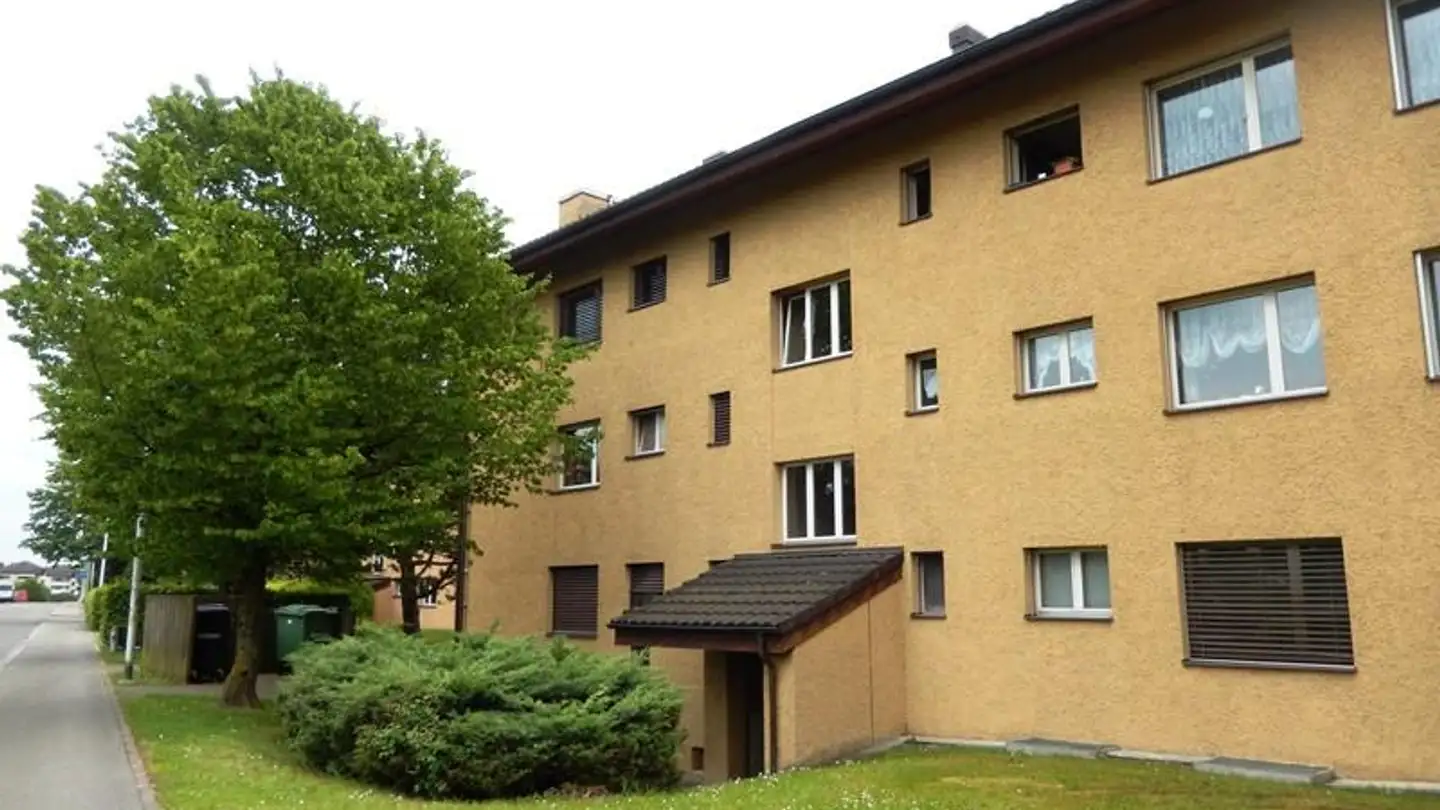 Tiefgaragenstellplatz mieten - Gumpisbüelstrasse, 8600 Dübendorf