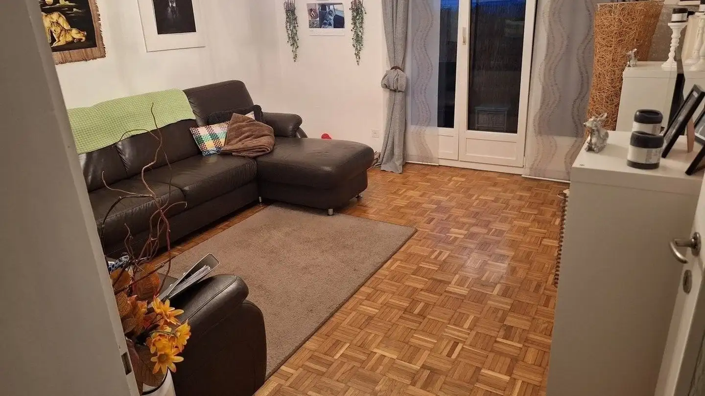 Appartement à louer - Glärnischstrasse 7a, 8632 Tann