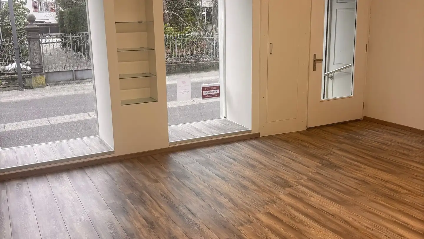 Commercial for rent - Bahnhofstrasse 27, 8636 Wald ZH - Photo 2