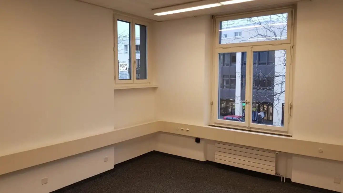 Bürofläche mieten - Bahnhofstrasse 12, 3250 Lyss - Foto 2