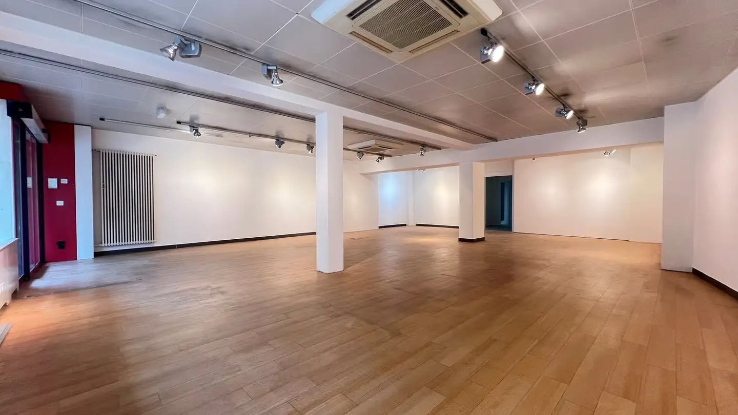 Commercial à louer - Centralstrasse 4, 2540 Grenchen - Photo 2