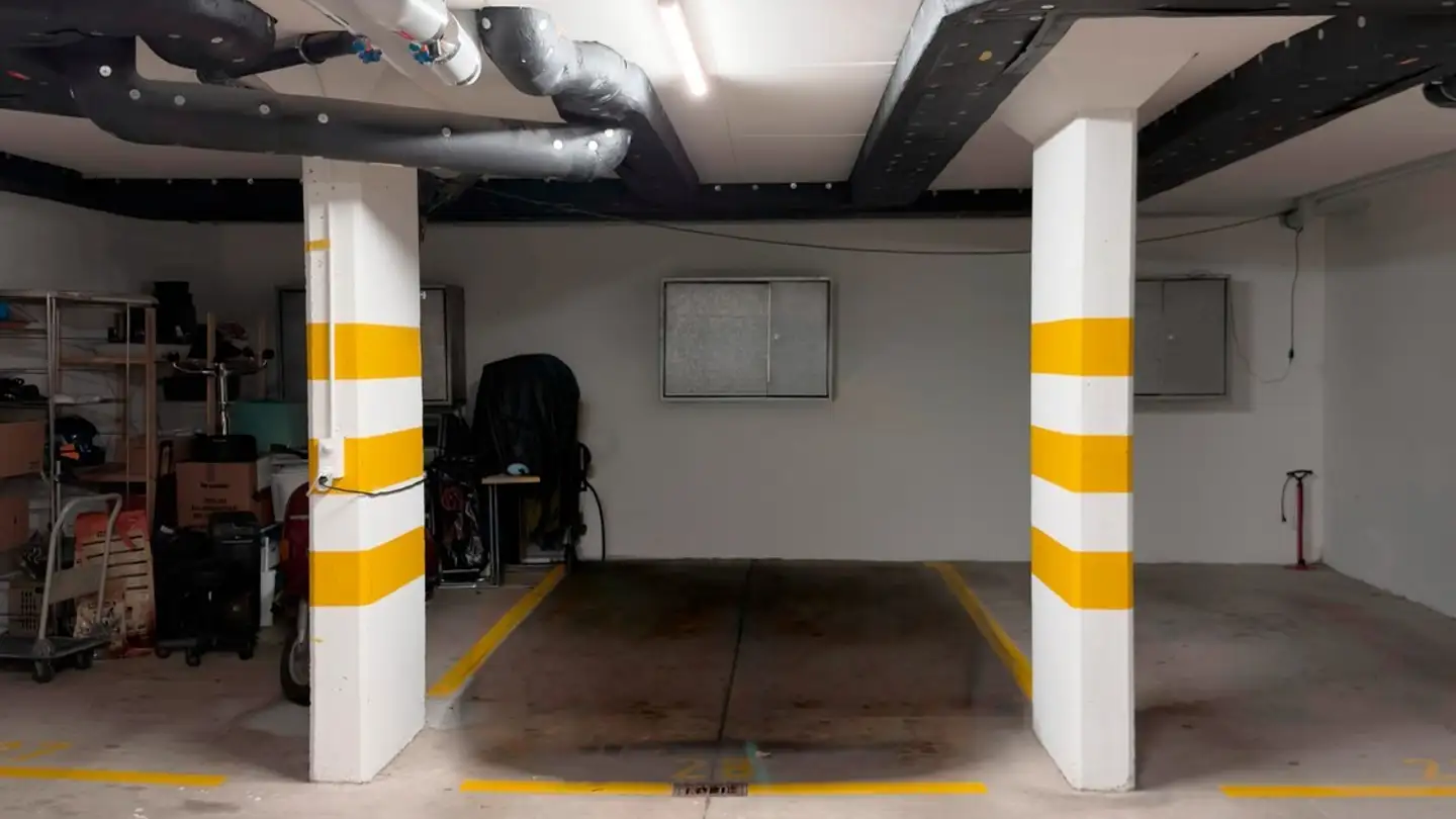 Single garage for rent - Engweg 1, 8006 Zürich