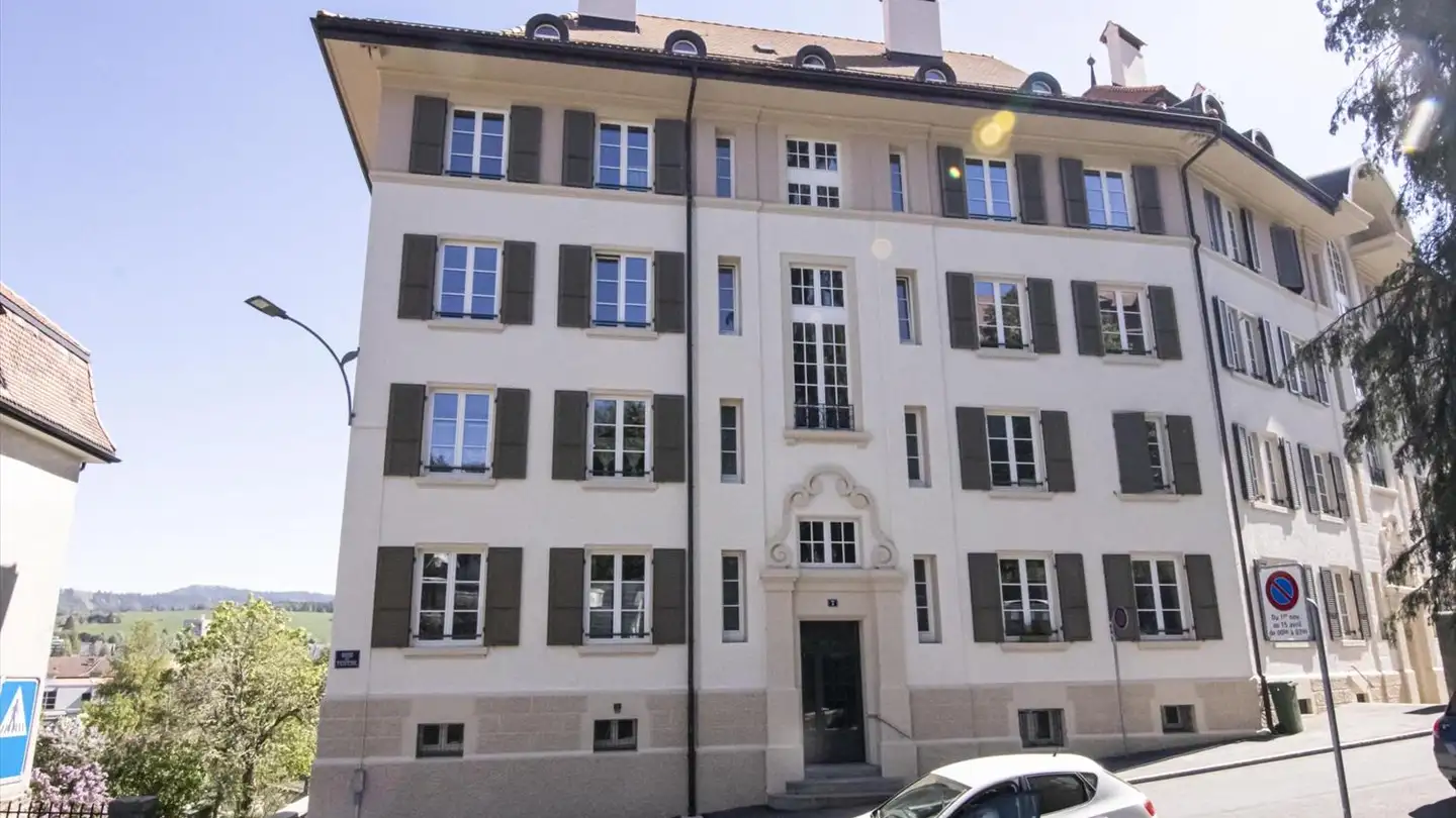Appartamento in affitto - Rue Du Tertre 7, 2300 La Chaux-de-Fonds