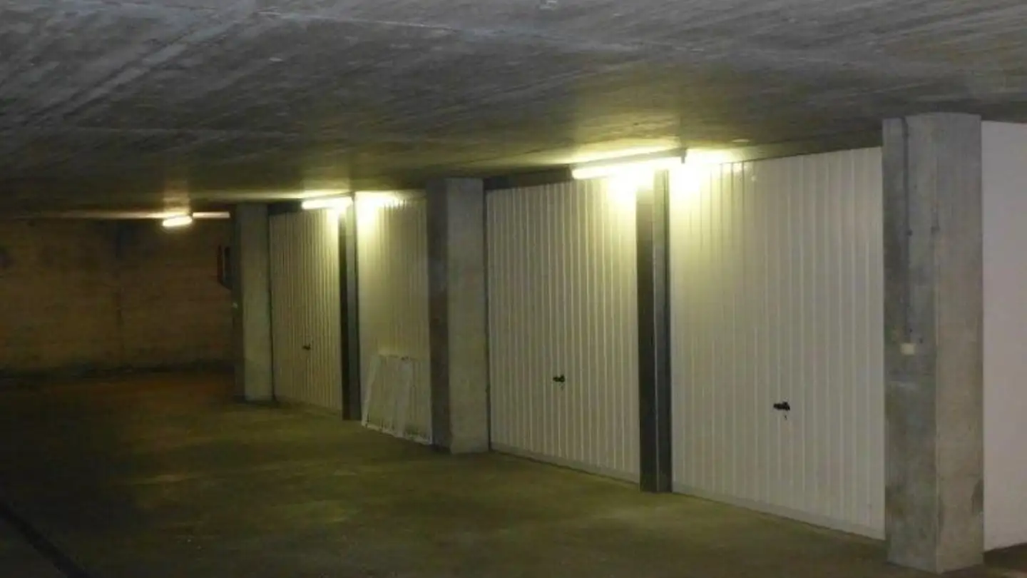 Outdoor parking space for rent - 4132 Muttenz - Photo 4