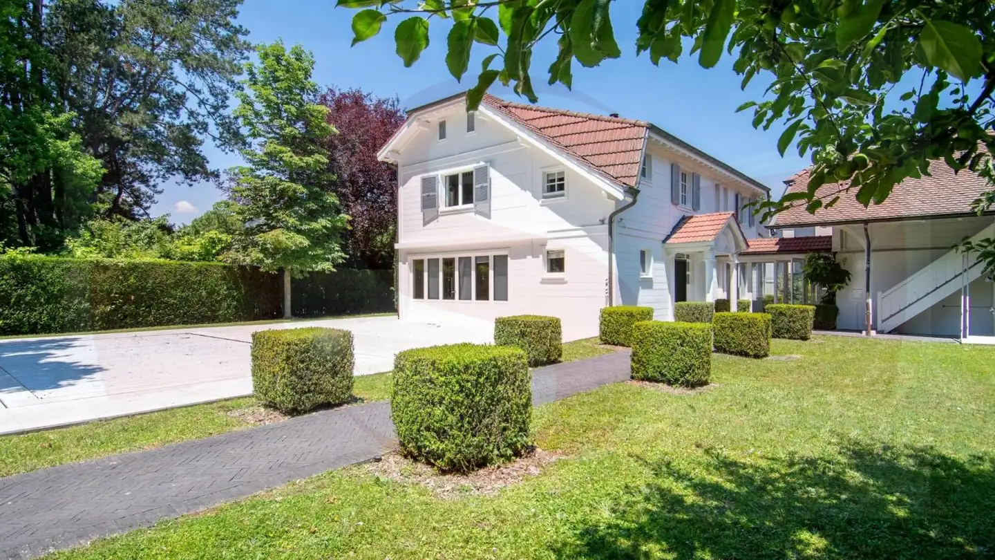 Single house for rent - 1293 Bellevue