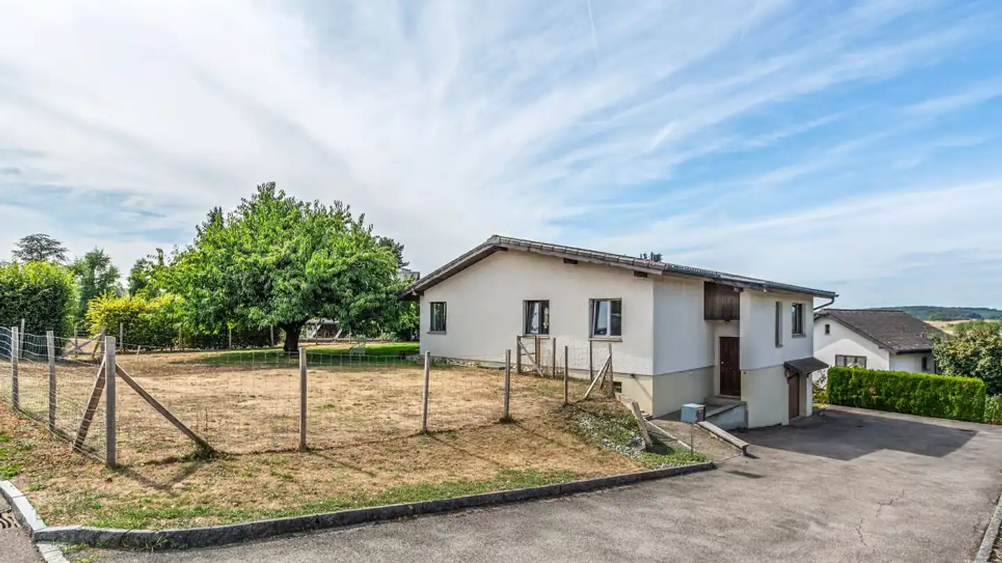 Single house for sale - 2926 Boncourt