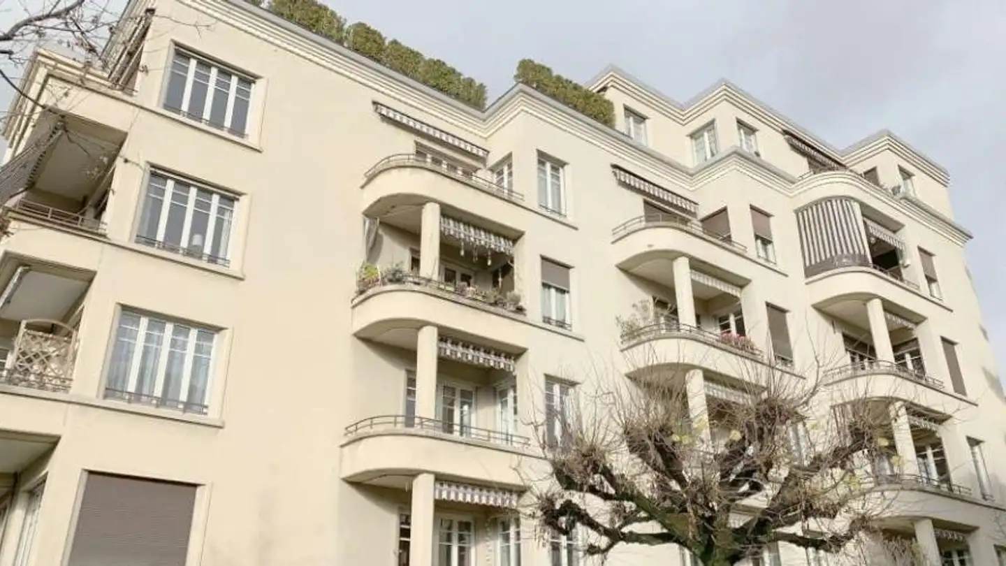 Outdoor parking space for rent - Avenue Louis-Ruchonnet 6, 1800 Vevey
