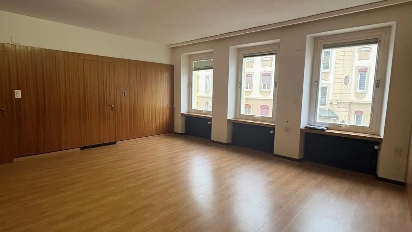 Commercial for rent - Rue des Billodes 26, 2400 Le Locle - Photo 2