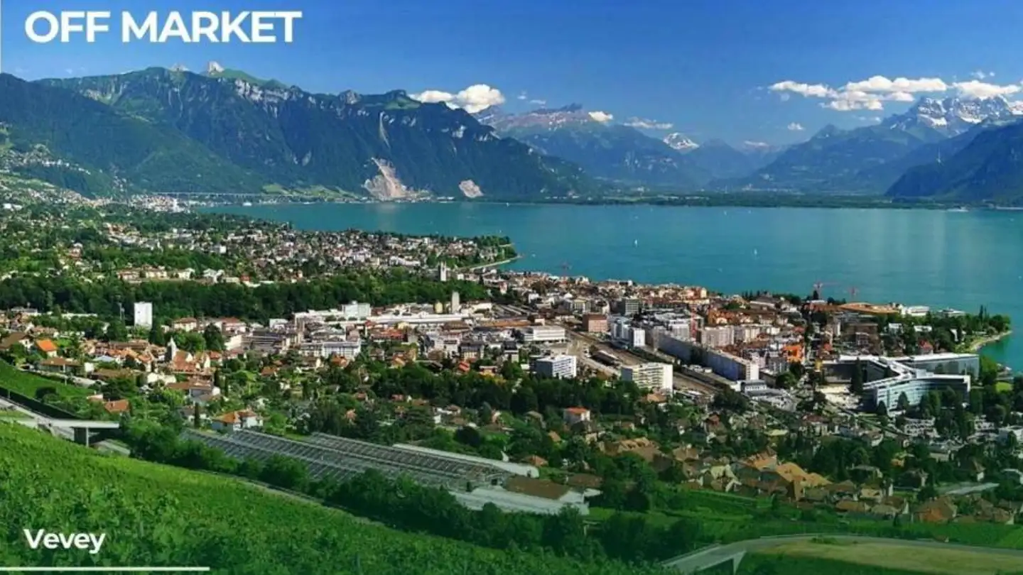 Mixed-use building for sale - 1800 Vevey