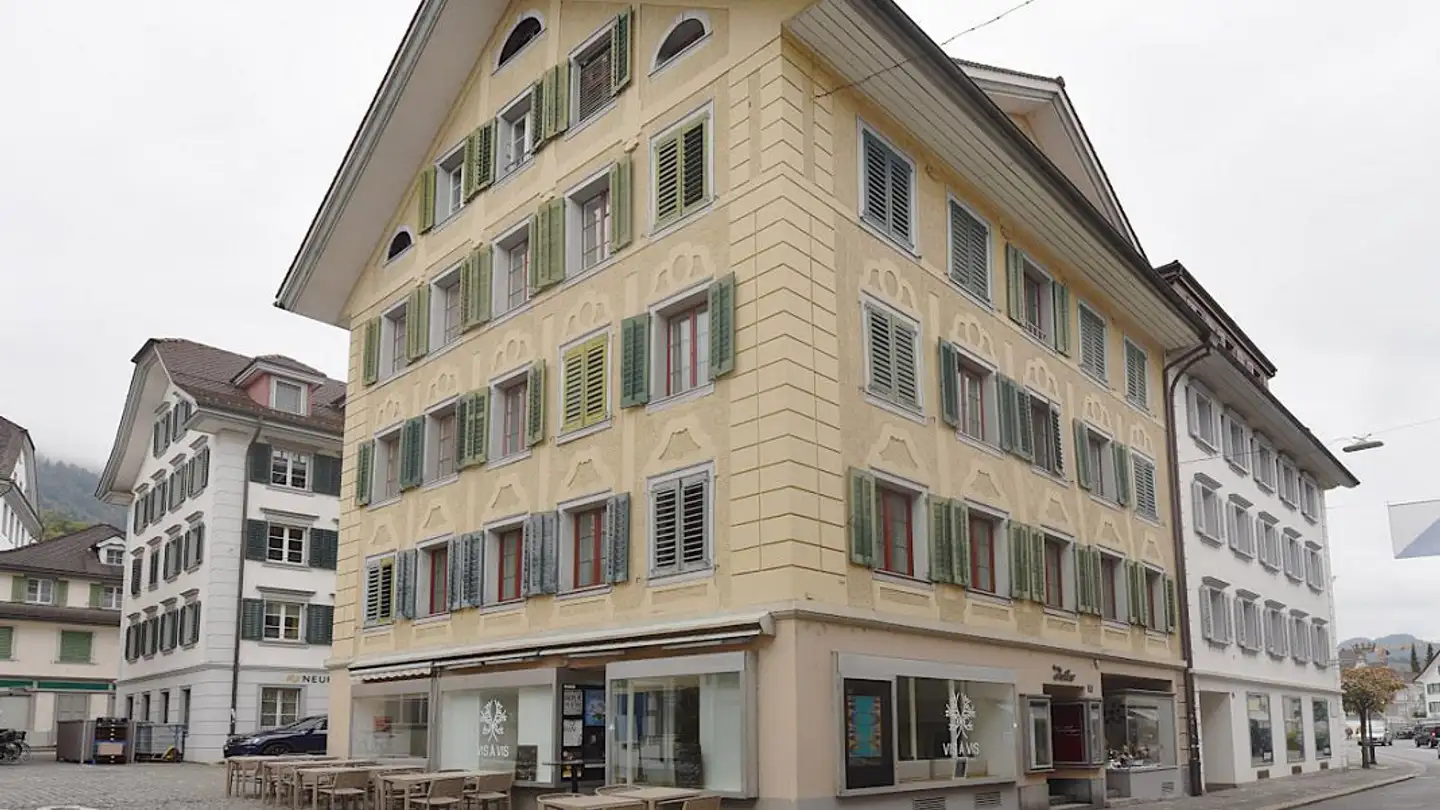 Arztpraxis mieten - Engelbergstrasse 2, 6370 Stans