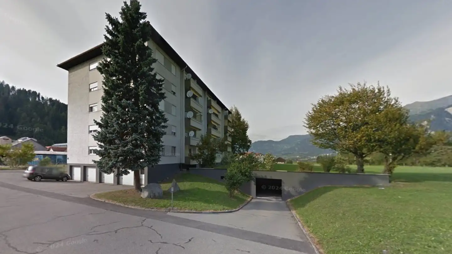 Place de parking souterraine à louer - Silserweg 12, 7430 Thusis