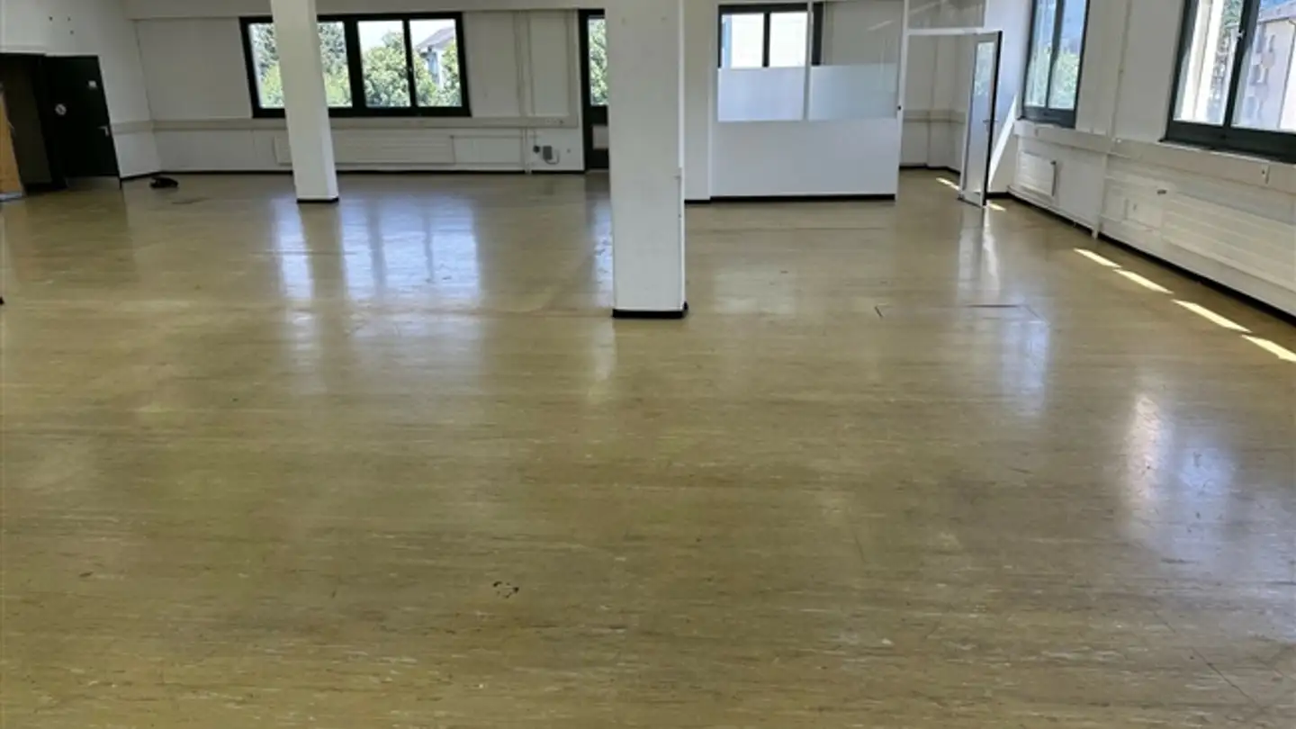 Bürofläche mieten - Rue De La Toula 20, 1630 Bulle - Foto 4