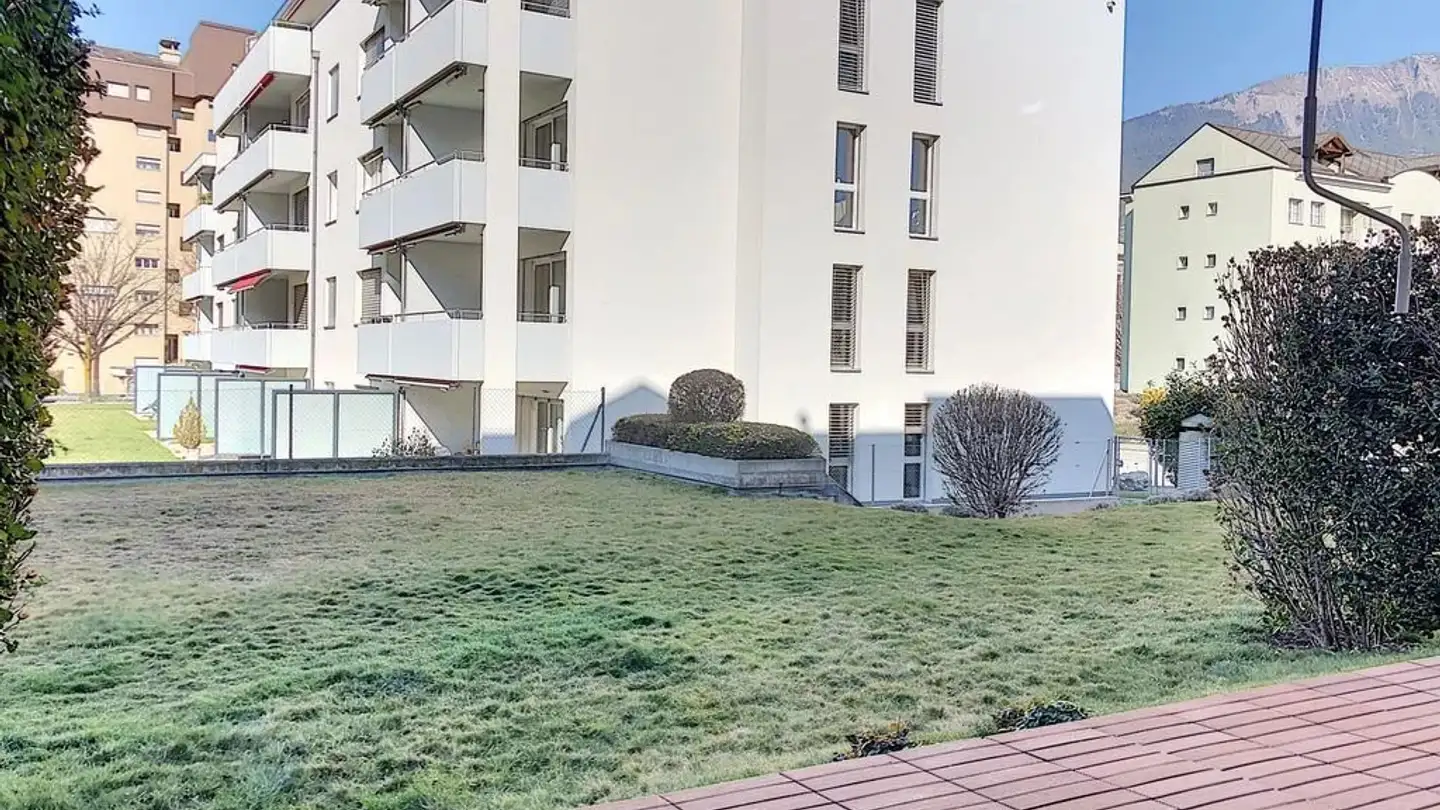 Outdoor parking space for rent - Avenue Du Grand-Champsec 2, 1950 Sion