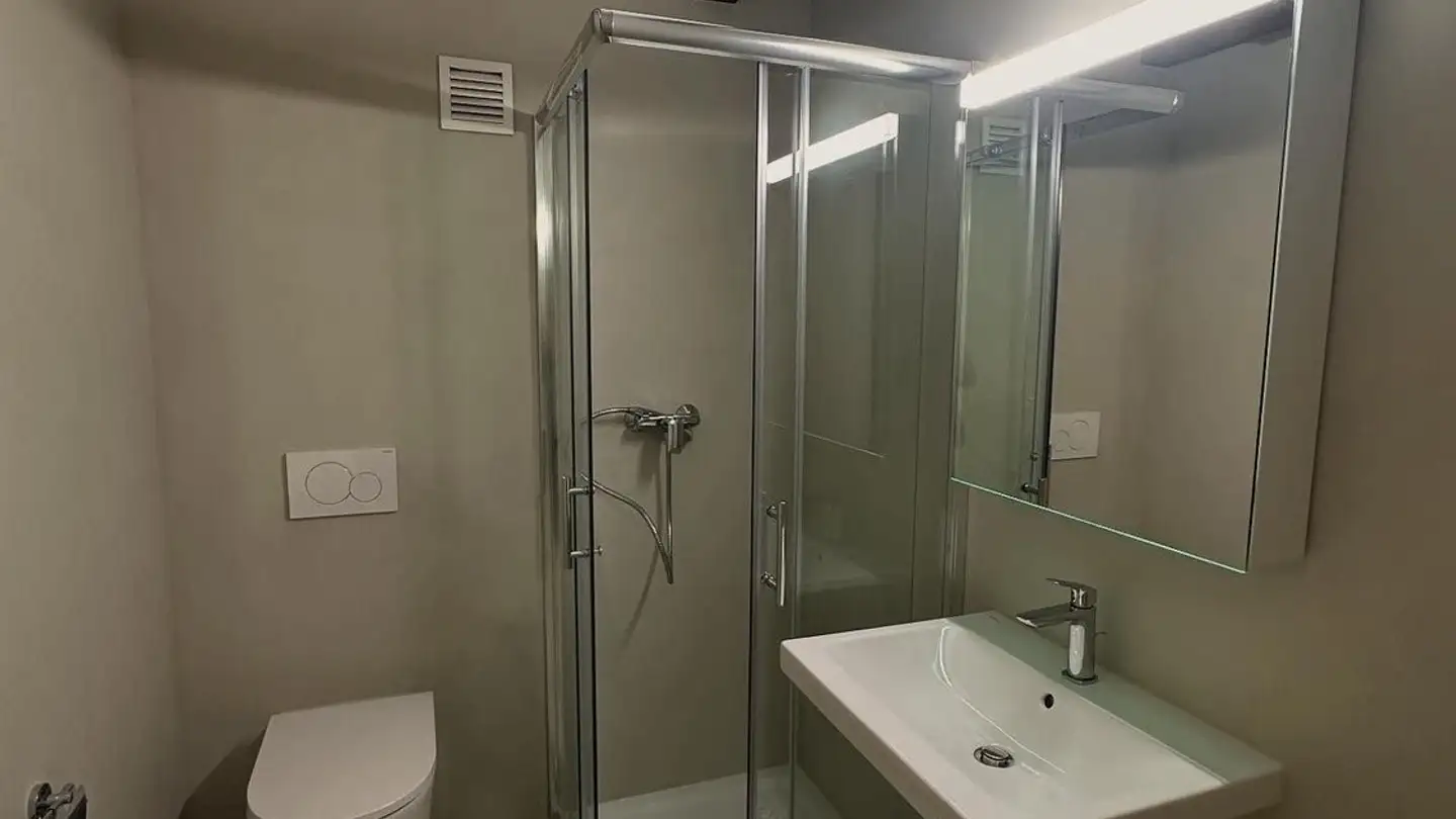 Stanza singola in affitto - Adlerfeldstrasse, 4402 Frenkendorf - Photo 4