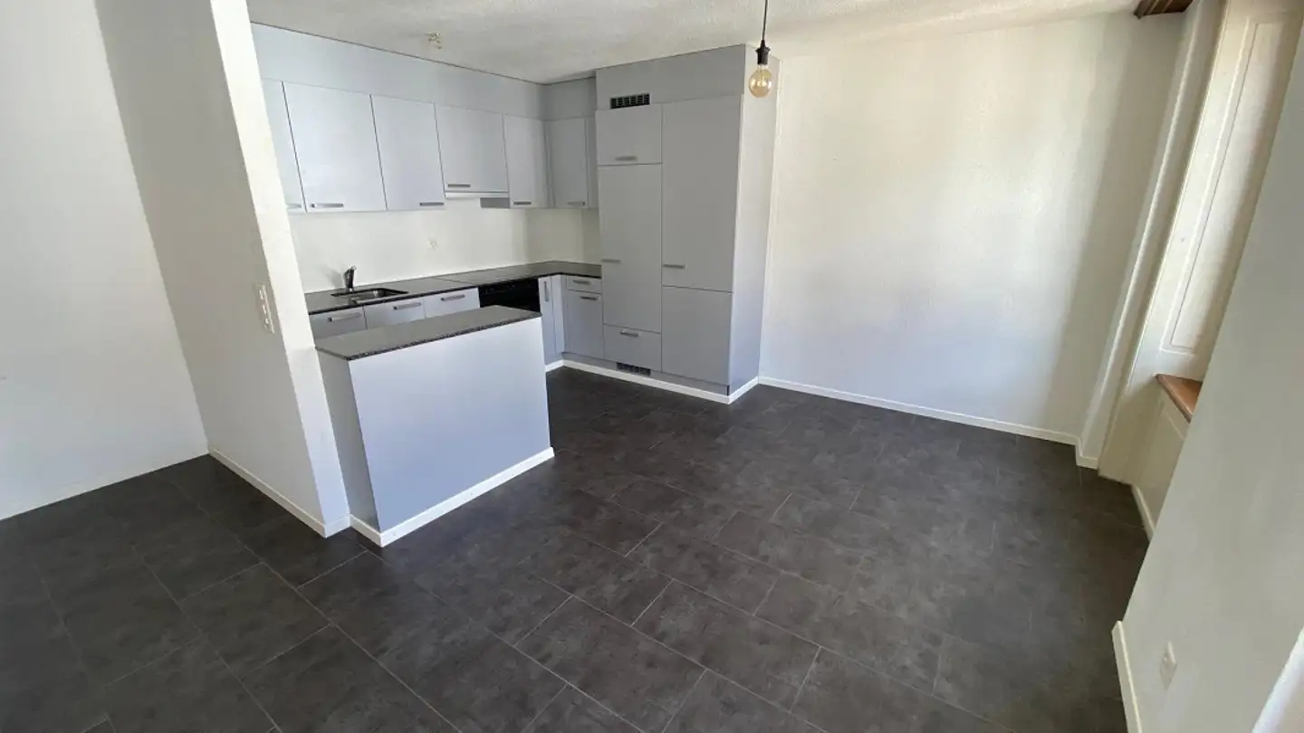 Wohnung mieten - Rue Du Milieu / Mittelstrasse 8, 2502 Biel/Bienne - Foto 2