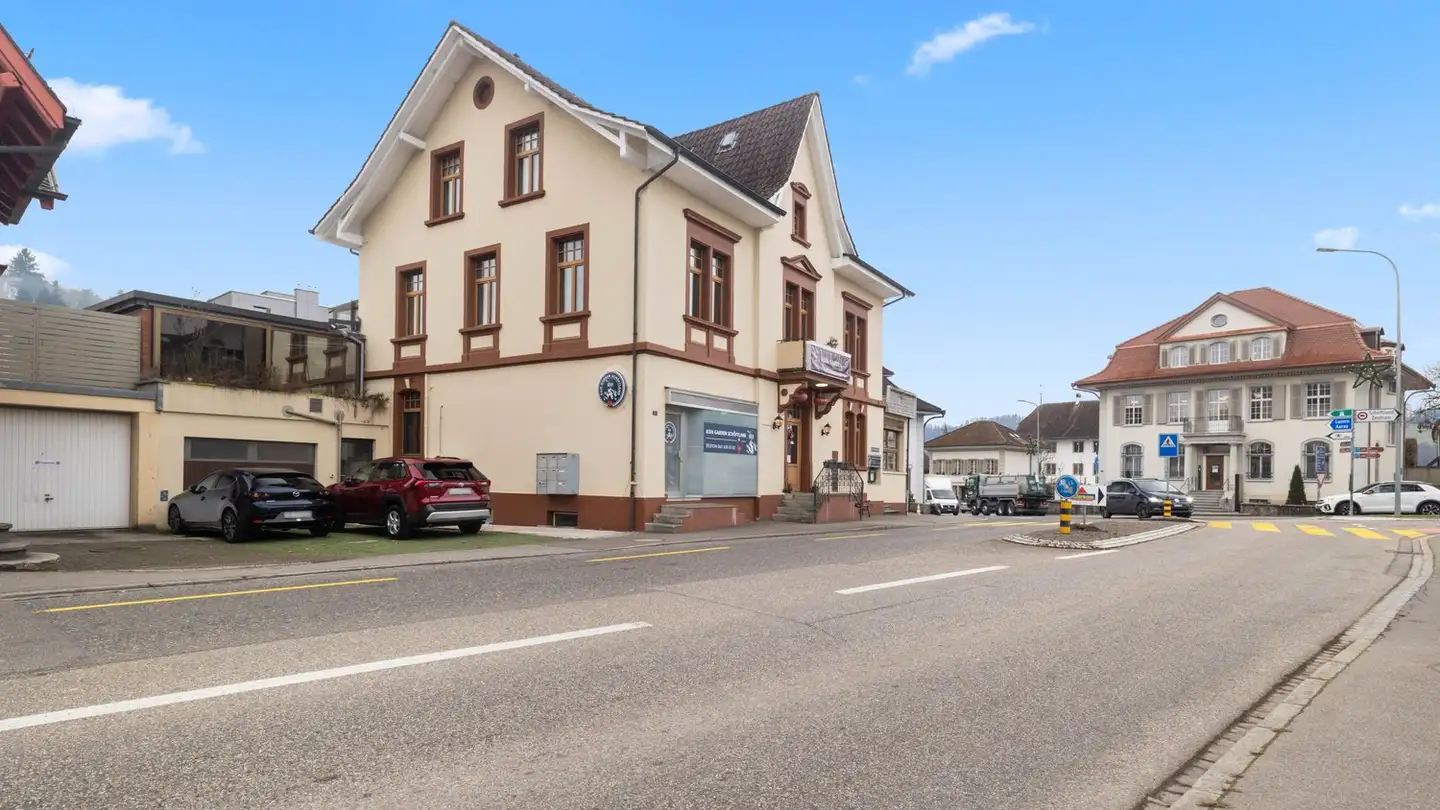 Mixed-use building for sale - Ruederstrasse 2, 5040 Schöftland - Photo 2