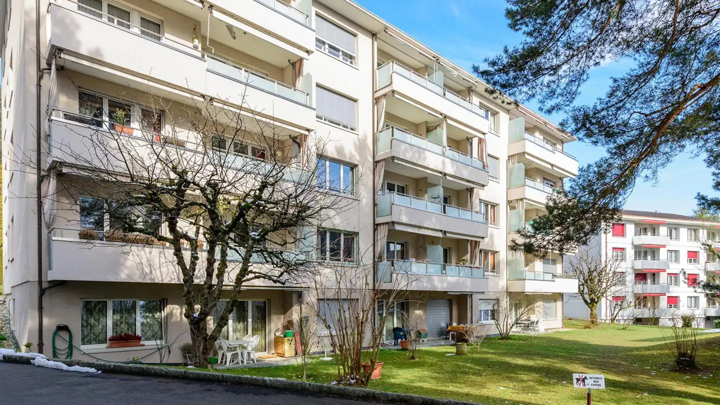 Parkplatz im Freien mieten - Chemin Des Bluets 7-8, 1009 Pully