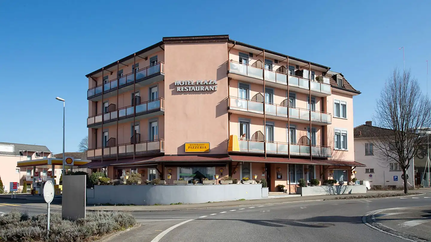 Hotel for sale - Löwenstrasse 23, 8280 Kreuzlingen