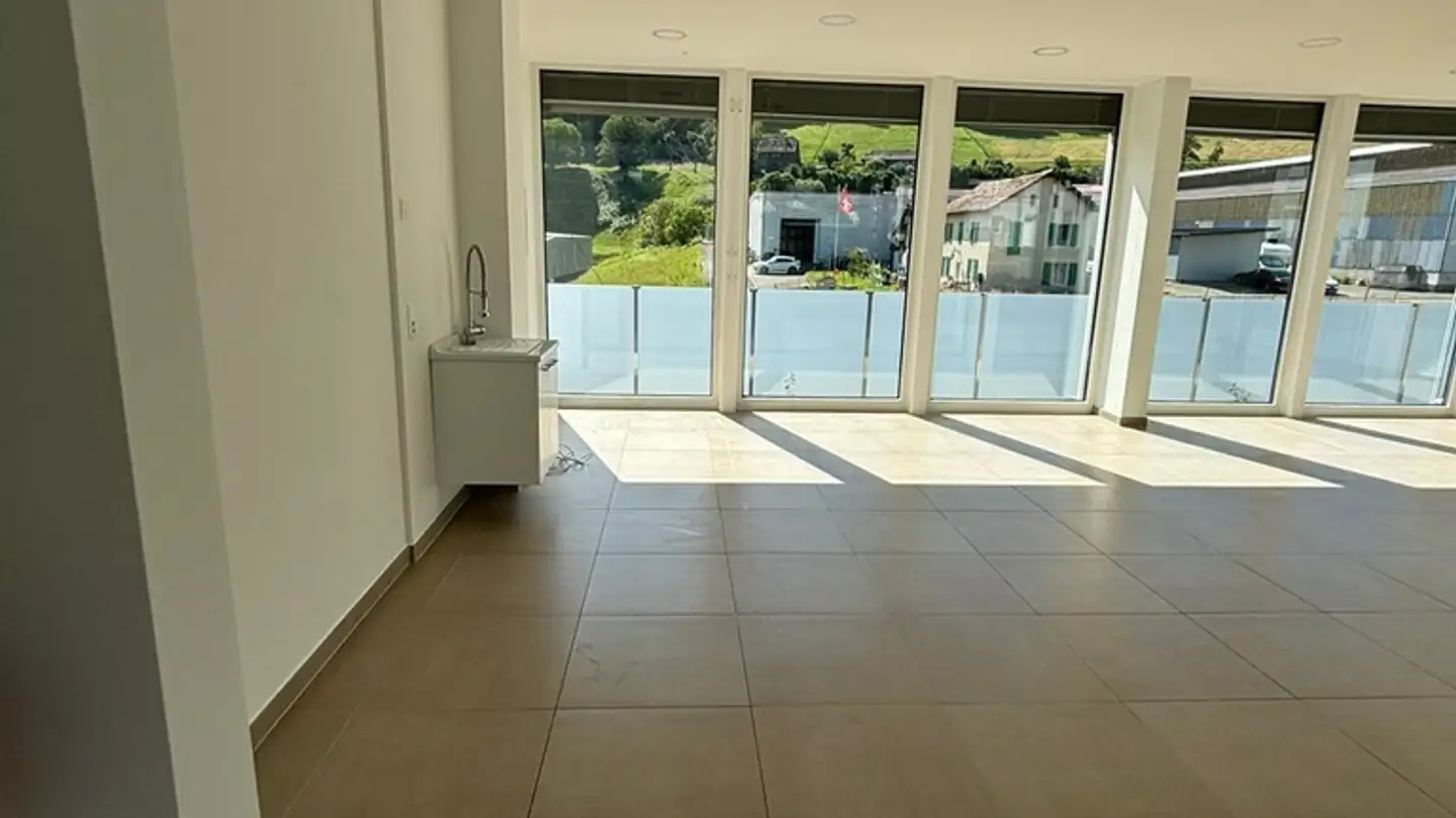 Gewerbe mieten - Avenue Eugène Burnand 7, 1510 Moudon - Foto 2