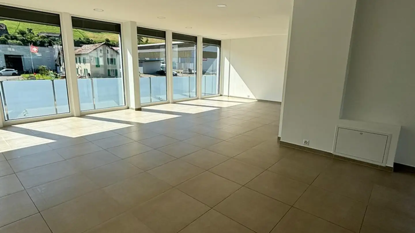 Gewerbe mieten - Avenue Eugène Burnand 7, 1510 Moudon - Foto 3