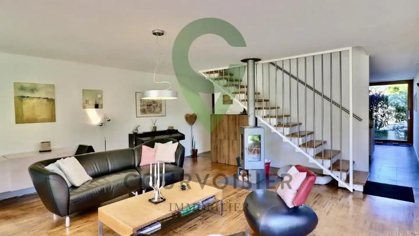 Row house for sale - 1196 Gland - Photo 2