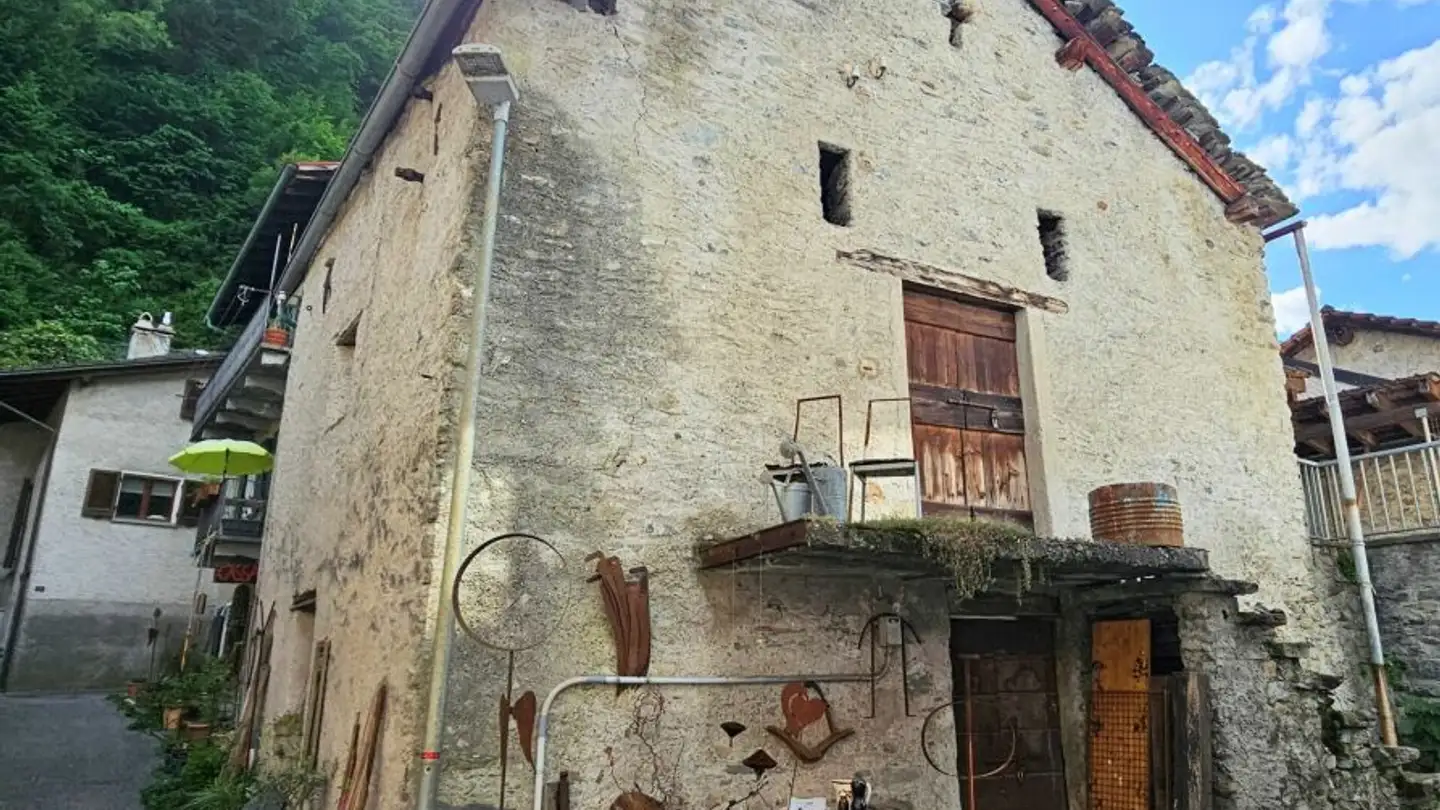 Workshop for sale - 6525 Gnosca