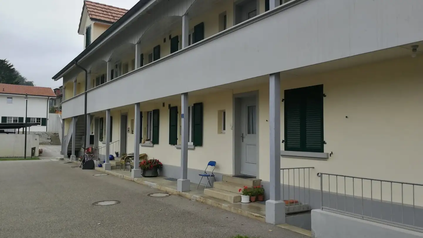 Dachgeschosswohnung mieten - August-Cueni-Strasse 11, 4222 Zwingen - Foto 2