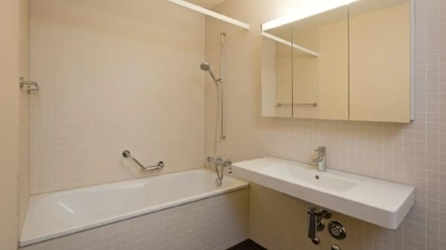 Appartement à louer - Zentralstrasse 10, 8953 Dietikon - Photo 4