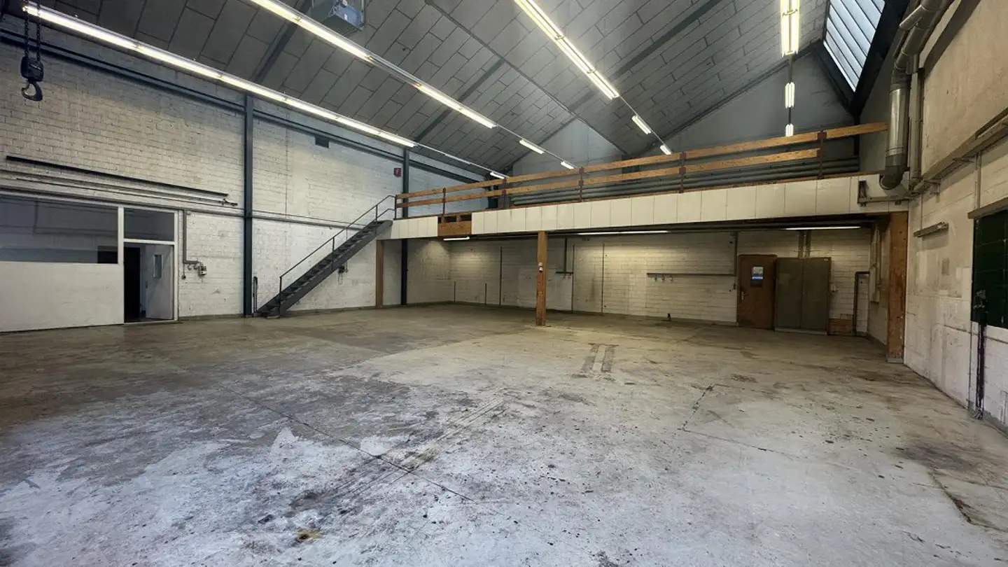 Industrieimmobilie mieten - Durachstrasse 2, 8232 Merishausen