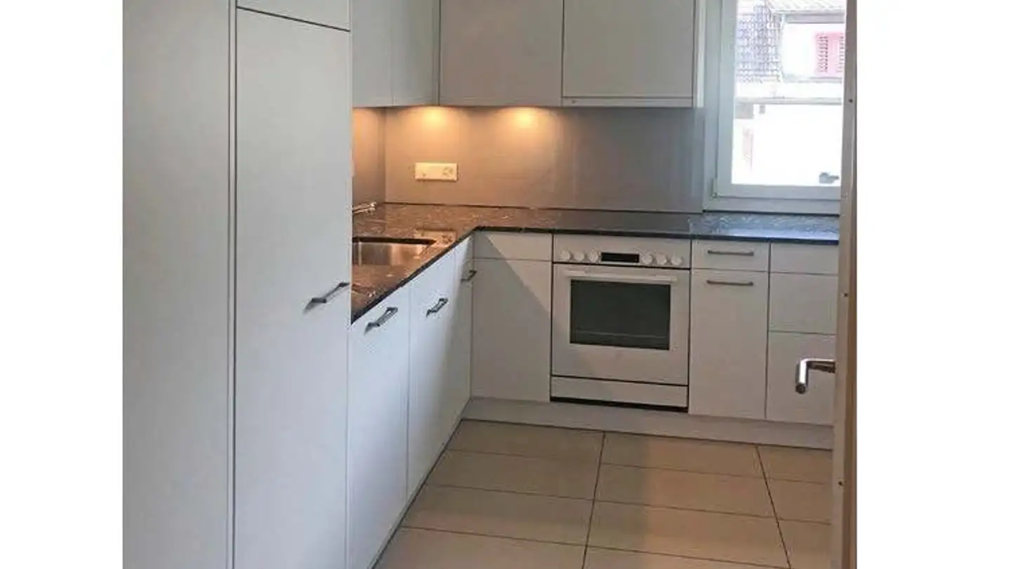 Apartment for rent - Michaelskreuzstrasse, 6037 Root - Photo 2