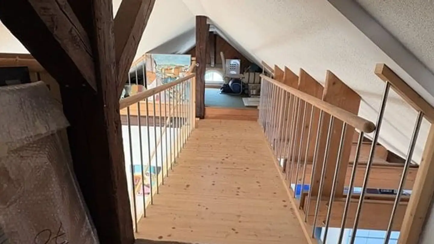 Dachgeschosswohnung mieten - Oberfeldstrasse 83a, 8408 Winterthur - Foto 4