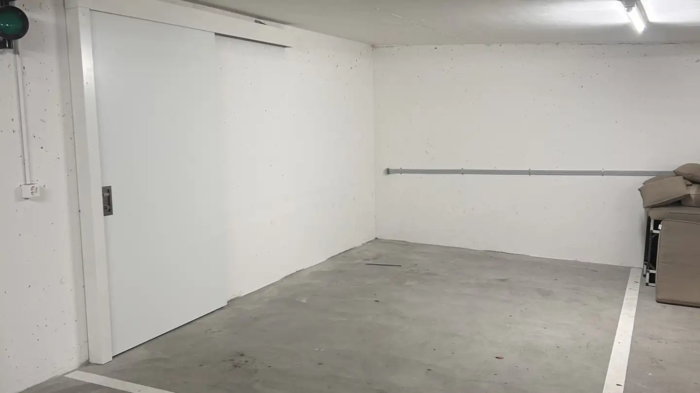 Garage individuel à louer - 8803 Rüschlikon