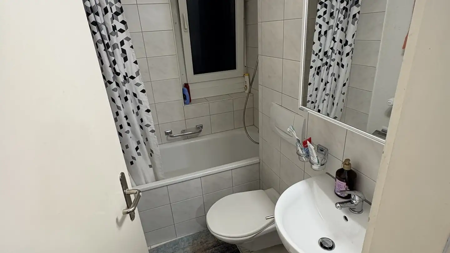 Single room for rent - Flurstrasse, 8048 Zürich - Photo 3