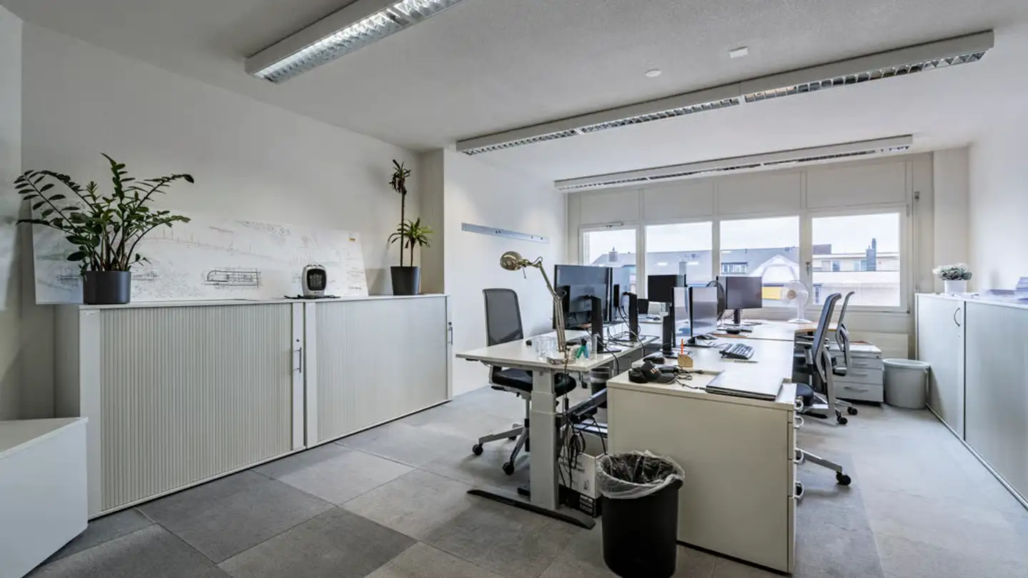 Commerciale in affitto - Trockenloostrasse 29, 8105 Regensdorf