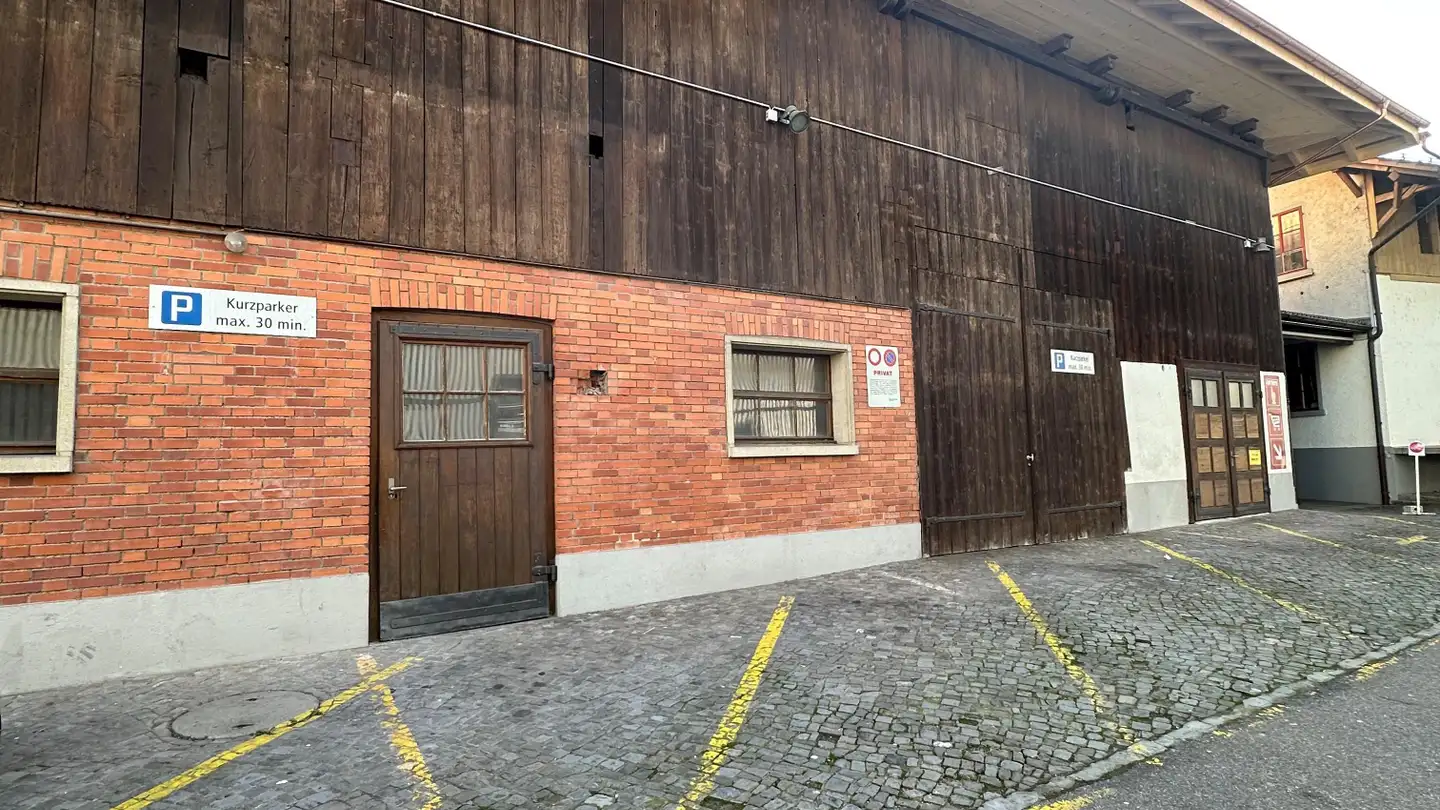 Espace de stockage à louer - Zürichstrasse 13b, 8607 Aathal-Seegräben