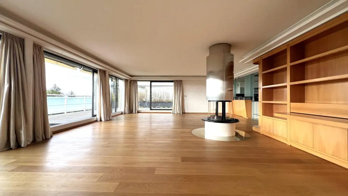 Penthouse for rent - 1260 Nyon