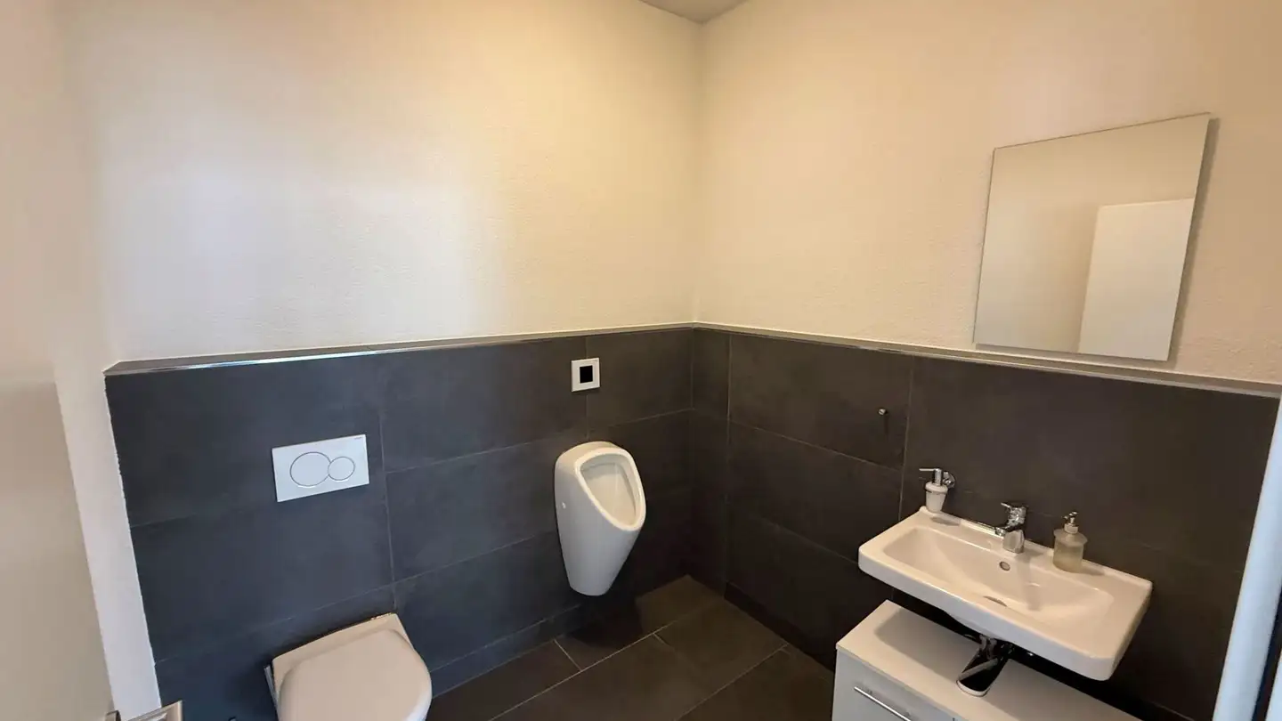 Medical practice for rent - Fuchsgasse 2, 9443 Widnau - Photo 2