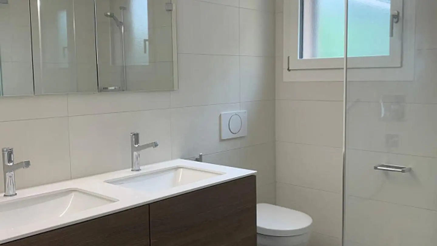 Wohnung mieten - Axenstrasse 82, 6454 Flüelen - Foto 2