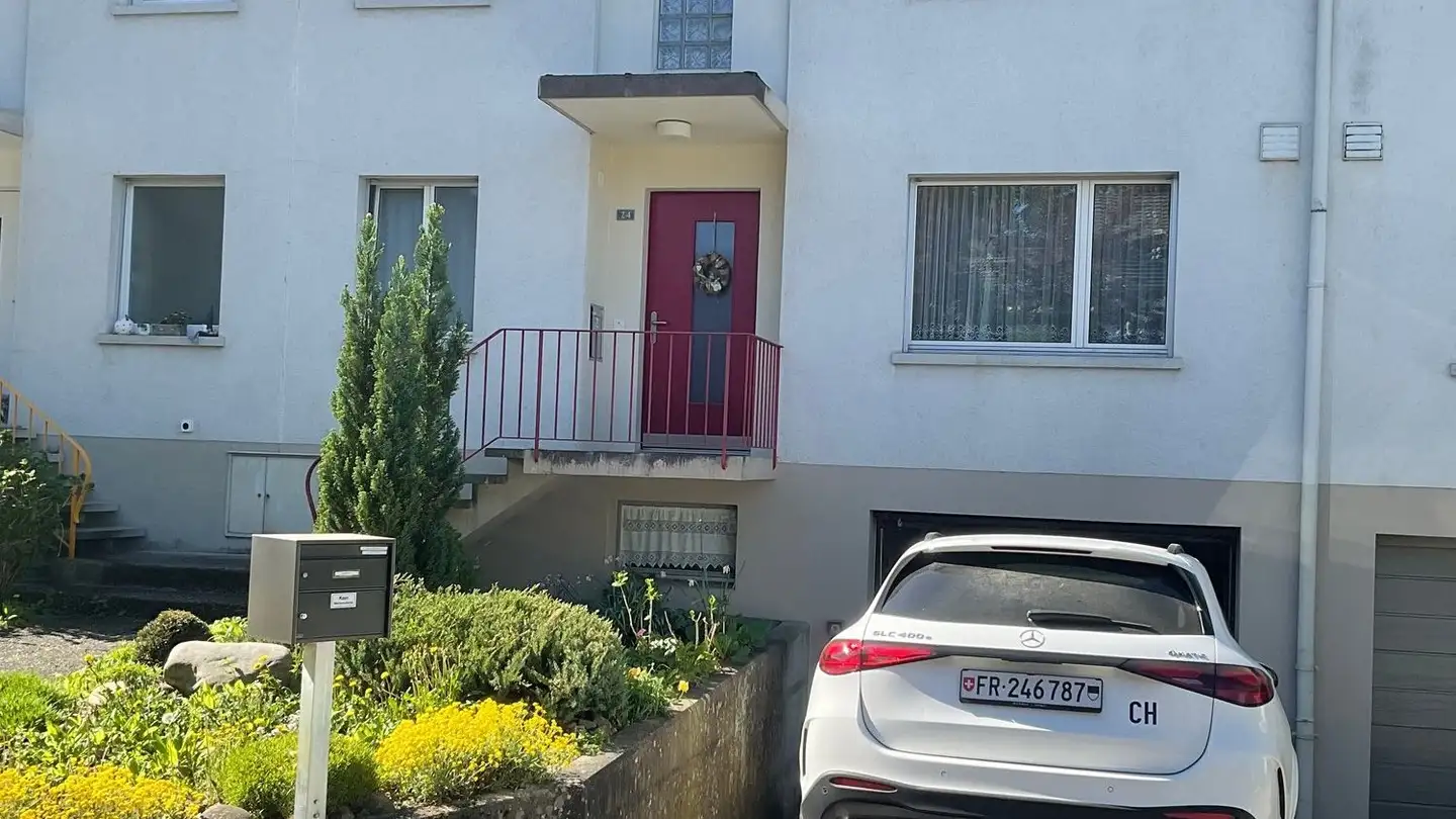 Casa a schiera in vendita - Emil Balmer-Weg 24, 3177 Laupen BE - Foto 2