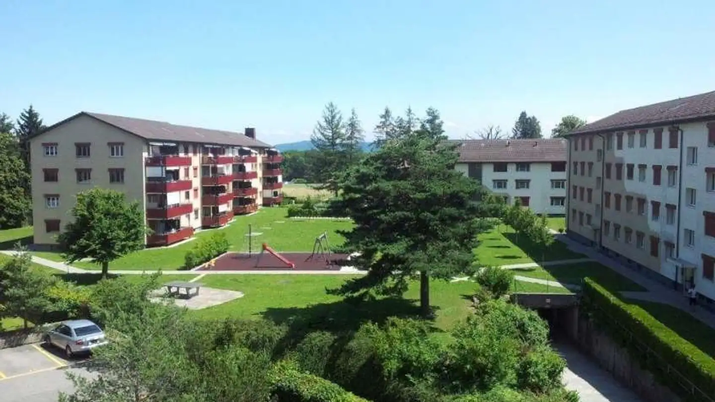 Parcheggio esterno in affitto - Rue De La Gare 16, 2074 Marin-Epagnier