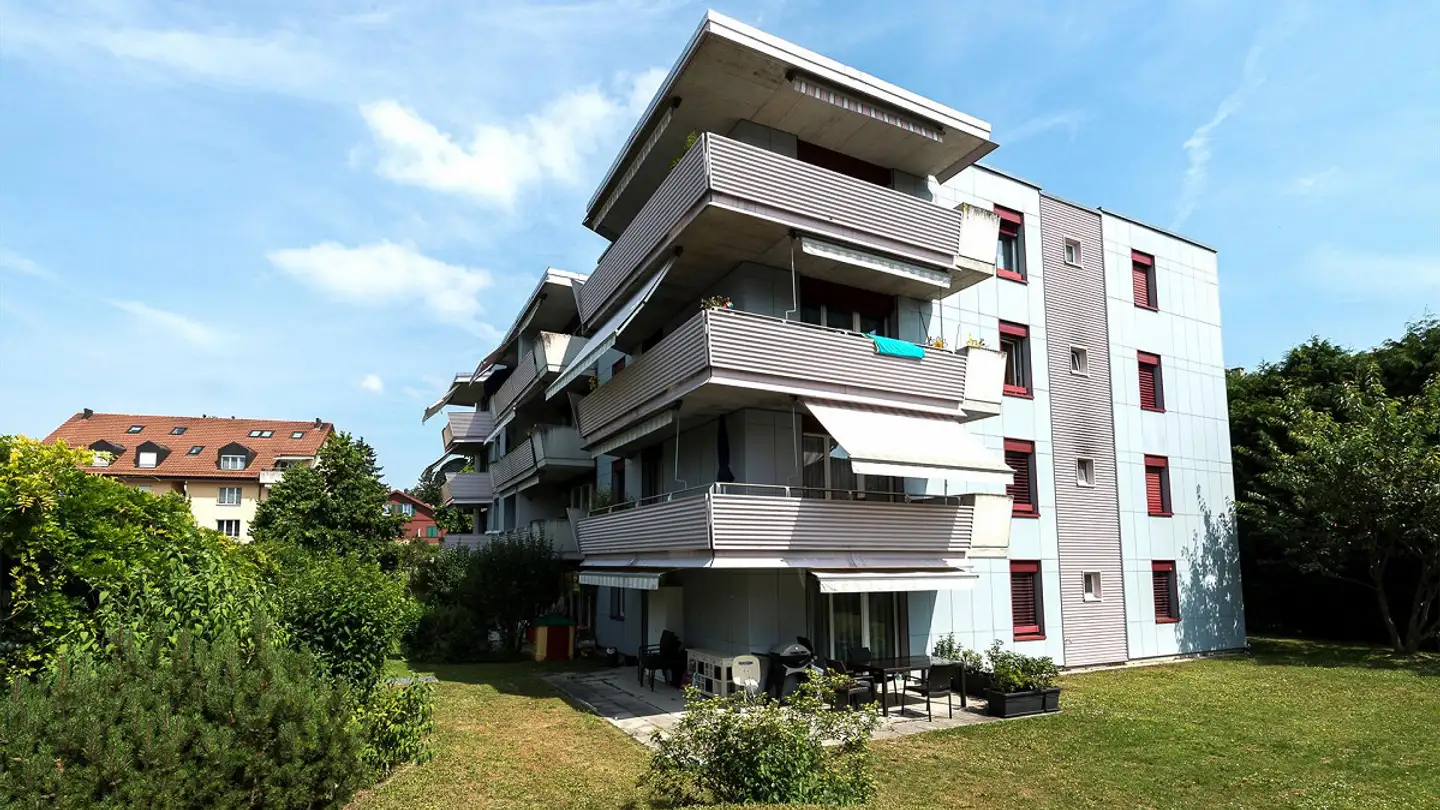 Place de parking souterraine à louer - 1110 Morges