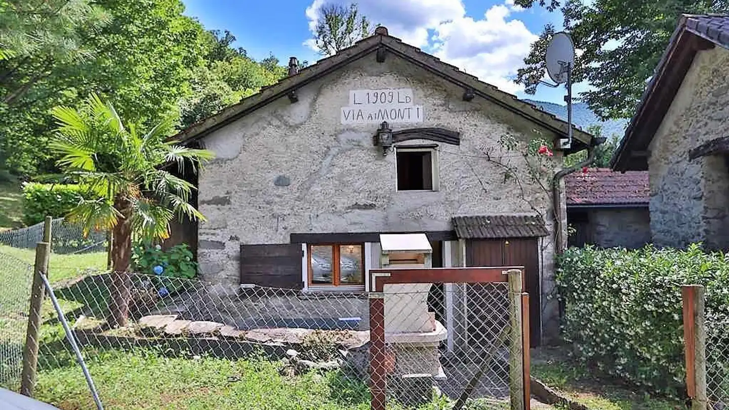 Höhlenhaus kaufen - 6805 Mezzovico