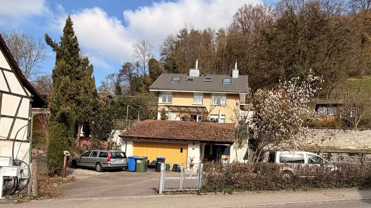 Residential building for sale - 4126 Bettingen