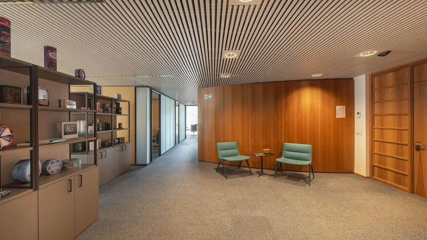 Office space for rent - Bahnhofstrasse, 6340 Baar - Photo 2