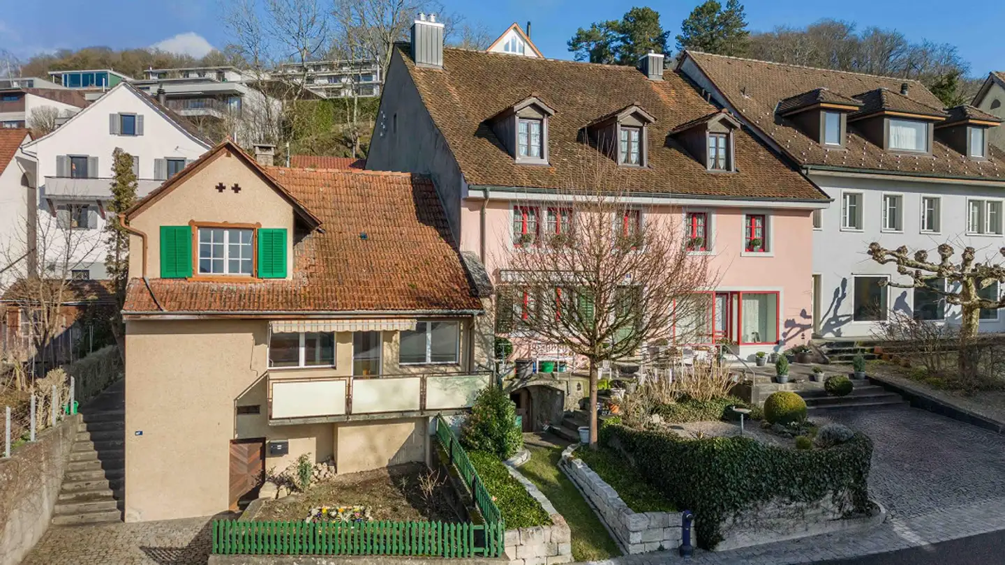 Row house for sale - Dorfstrasse 7, 5023 Biberstein