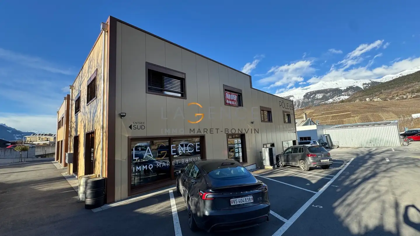 Commercial for rent - Route De Savièse 11, 1965 Savièse - Photo 2