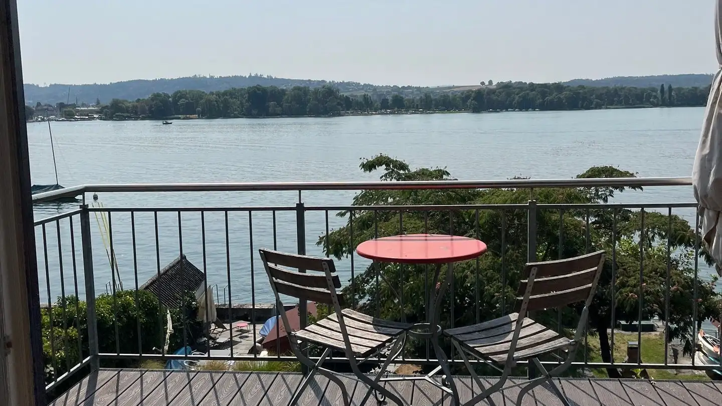 Single house for rent - Route De Neuchâtel / Neuenburgstrasse 104b, 2505 Biel/Bienne