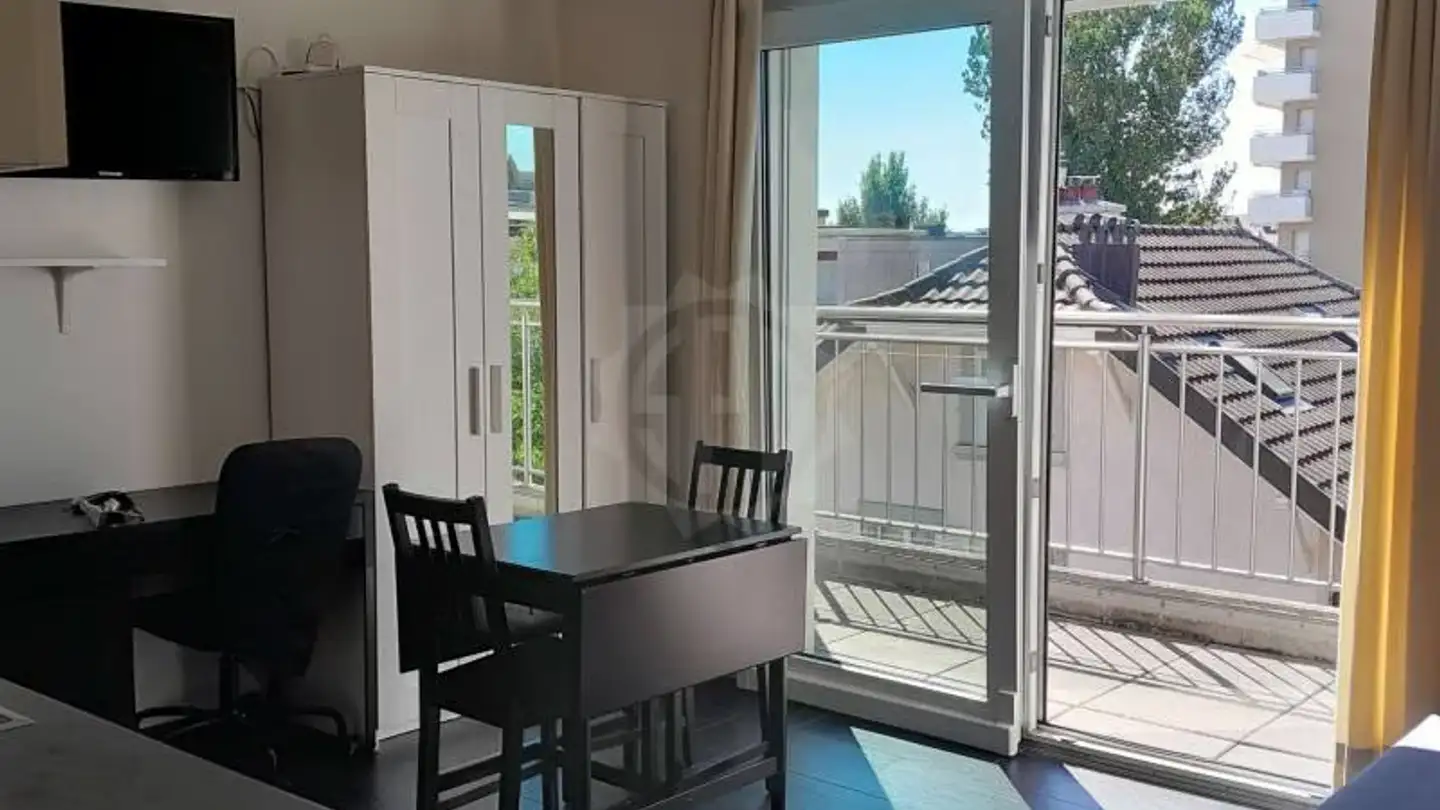 Studio for rent - Avenue Du 1er Mai 1, 1020 Renens VD