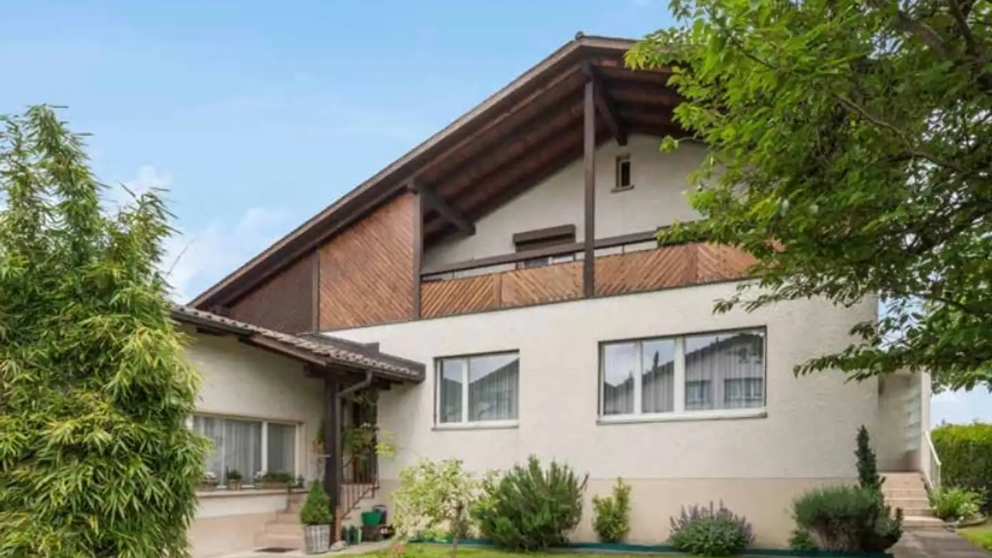 Single house for rent - Lindenbühlstrasse 13, 8600 Dübendorf